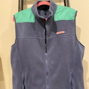 Vineyard Vines zip vest